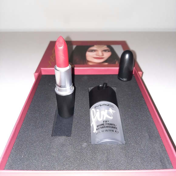 MAC Ruby Woo Lipstick & Setting Spray - Picture 2 of 3